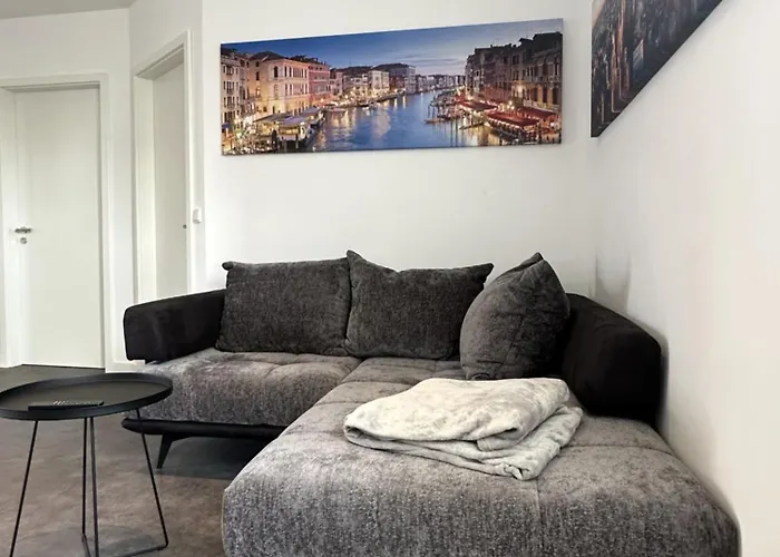 Ap 4 - Living Apartment Houses